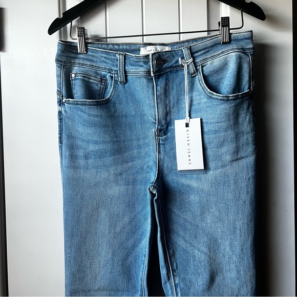 Risen New Light Mid Rise Curvy Yoke Skinny Jeans 30 - Picture 3 of 10